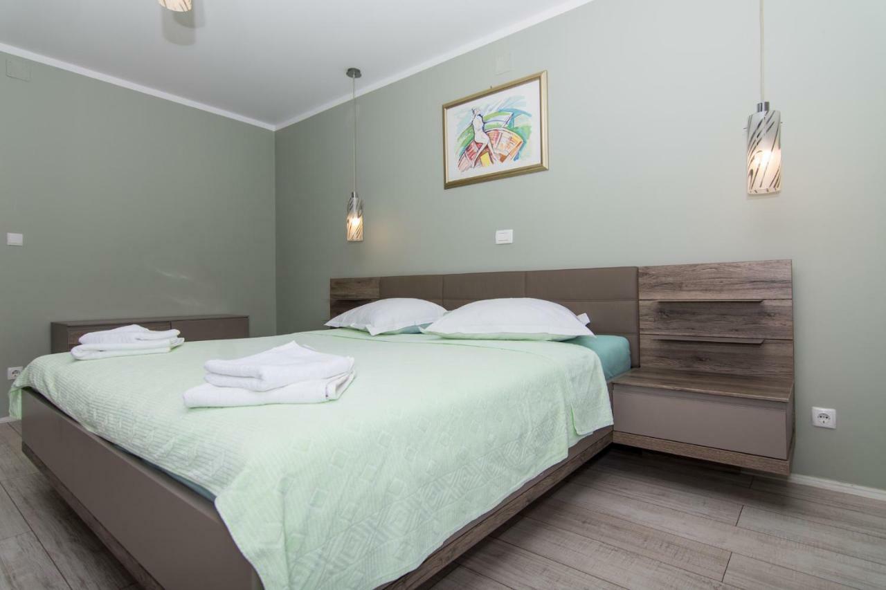 Apartman Marin Trogir Exterior foto